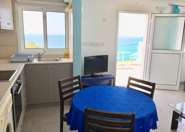 A.a Michael * Pachyammos