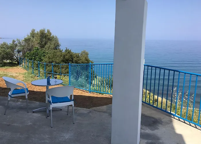 A.a Michael * Pachyammos